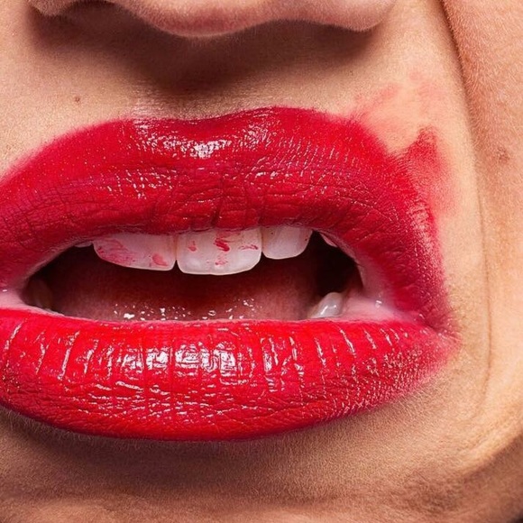 Meet your Posher, Tina - Picture 1 of 1